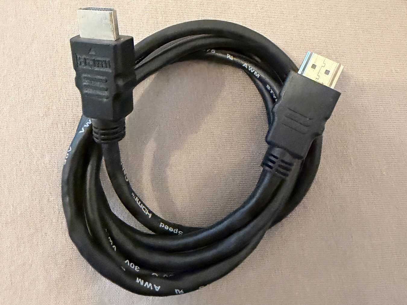 Câbles: HDMI Kabel 1.20 – D'occasion à Zürich par fresh0001