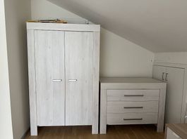 Paidi Kleiderschrank & Wickelkommode mit Aufsatz  CHF 100