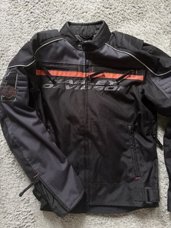 Neue Harley Davidson Motorradjacke mit Protektoren Grösse M 