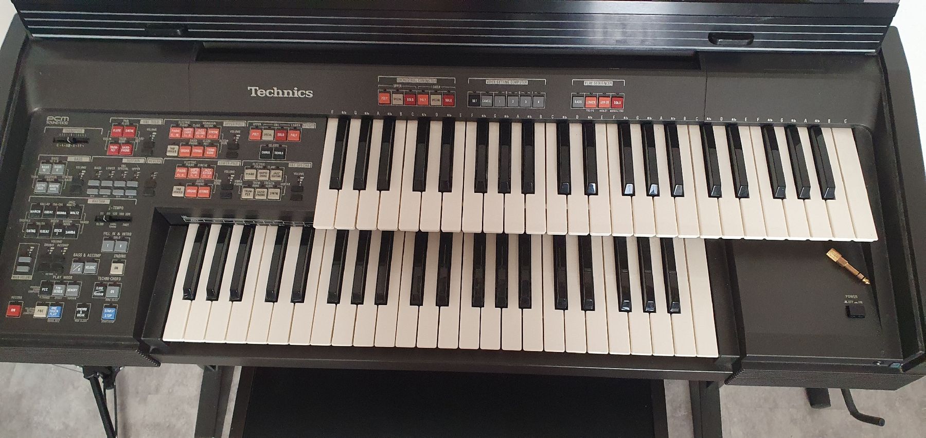 Technics Strumenti musicali: Elektronische Orgel Technics – Usato da Basel venduto da LiebeSchweiz 3