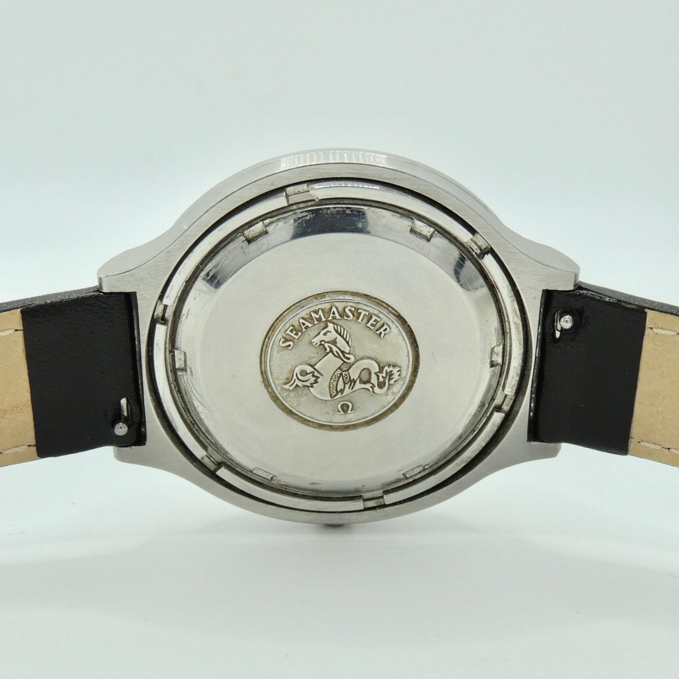 Omega Montres: Montre Omega Seamaster Chronometer – D'occasion à Lausanne par DuGoutetdesCouleurs 2