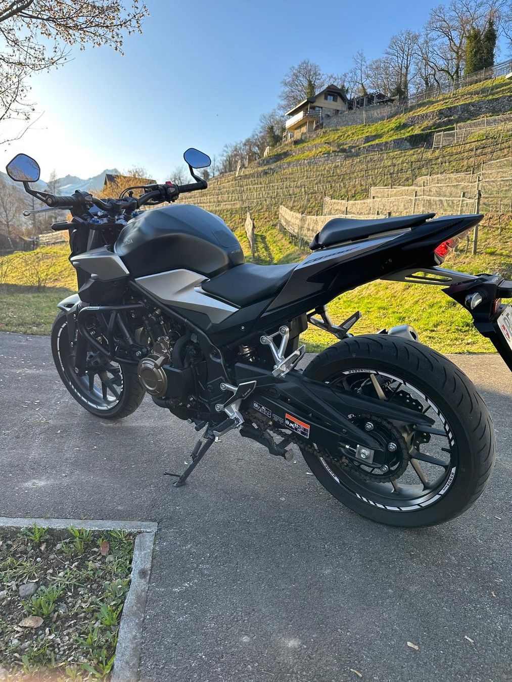 Honda Strada: Honda CB500F, JG 2019, Top Zustand – Usato da Spiez venduto da lor_rb6p 1