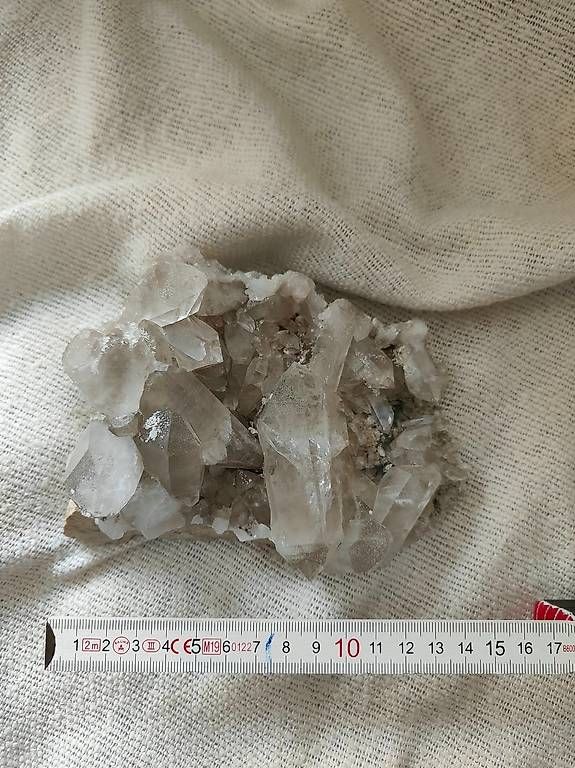 Minéraux & Lithothérapie: Amas Quartz – Neuf (Voir description) à Genève par yam_vm9m 2