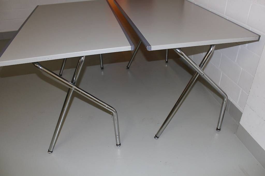 Tavoli: Für Ihre Frühlings-Feste, Multifunktions-Tisch – Usato da Oberentfelden venduto da leumar 2