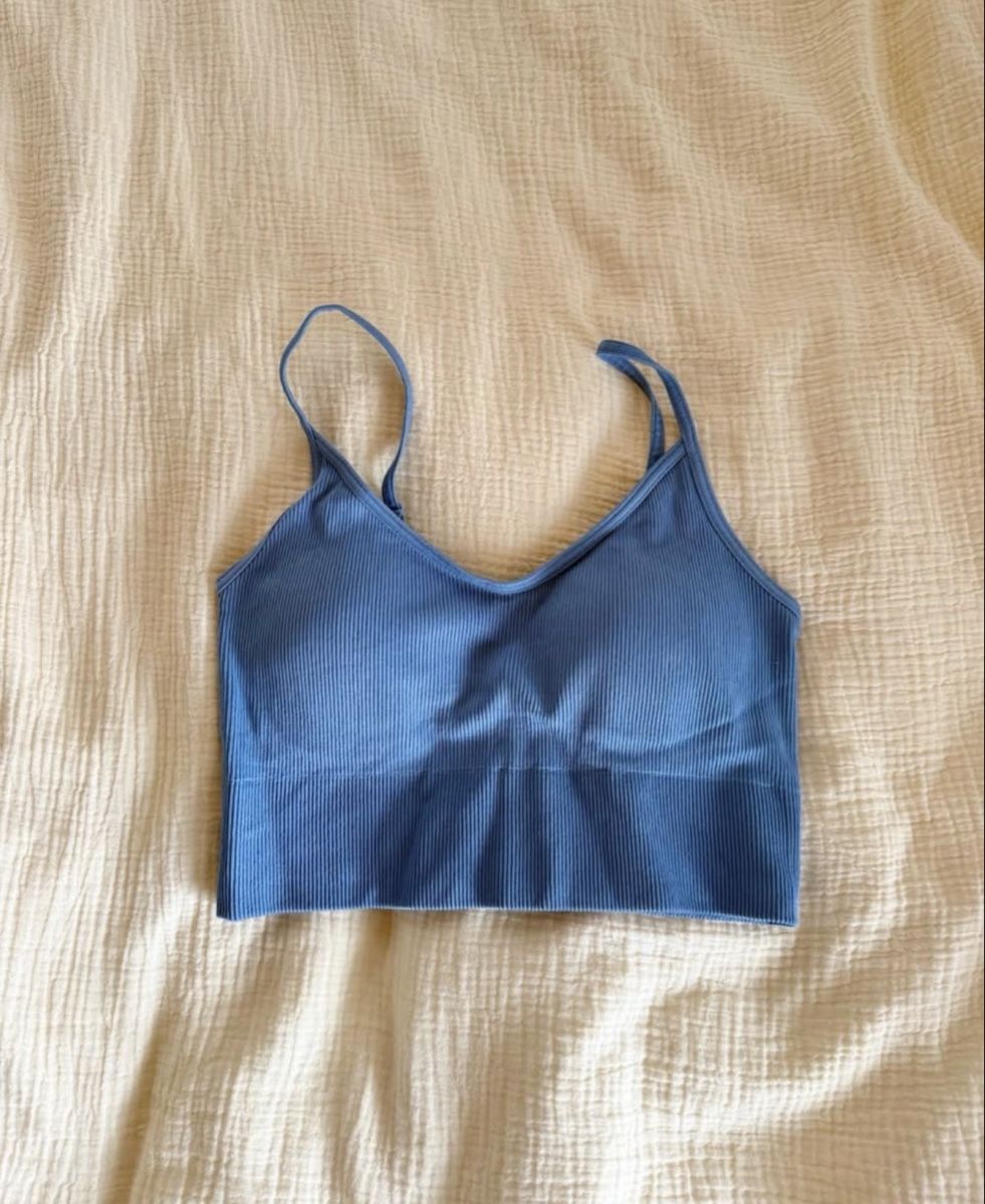Top: BH Top UNIQLO – Usato da Dietikon venduto da turicum_77