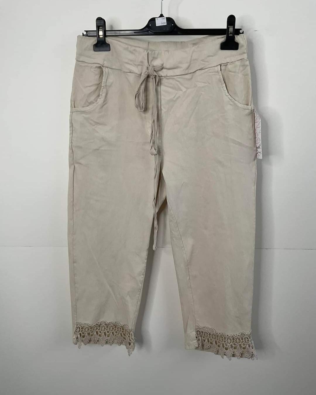 Pantaloni: pantacourt – Nuovo e nell'imballaggio originale da Montsevelier venduto da Sherlock007