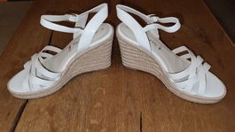 Tamaris Keilabsatz Sandalen Weiss Lack Grösse 38 NEU