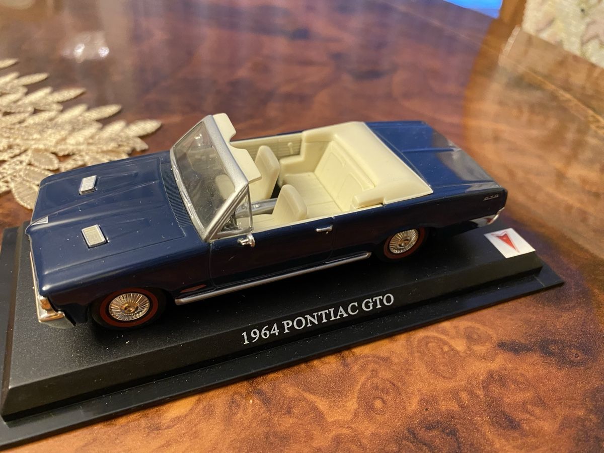 Pontiac Modellautos: Pontiac GTO 1964 – Neu und originalverpackt aus St. Margrethen SG von Alfista_159