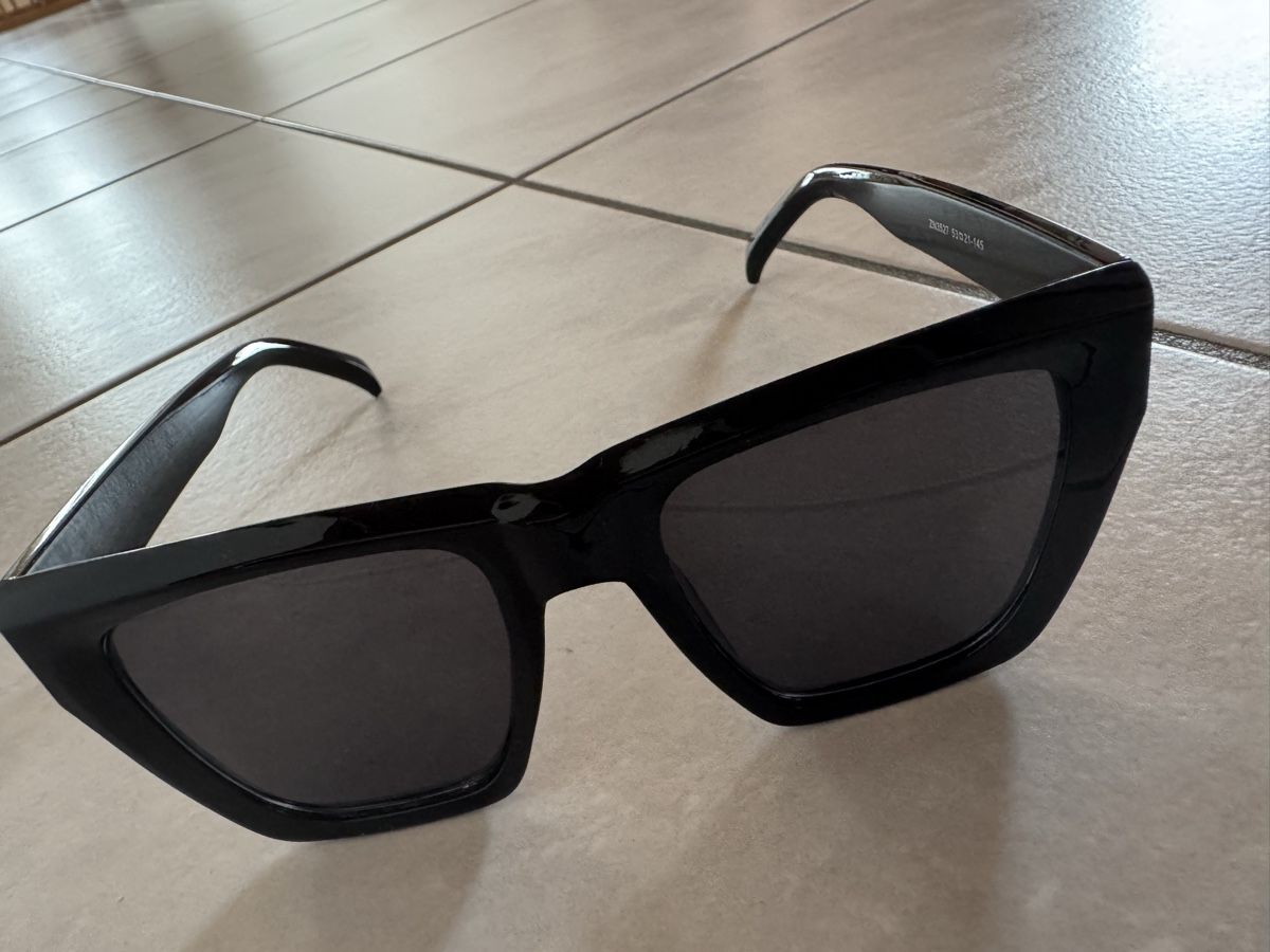 Brillen & Gläser: Sonnenbrille in Schwarz – Neu (gemäss Beschreibung) aus Hergiswil NW von kaufe_bei_kaufmann