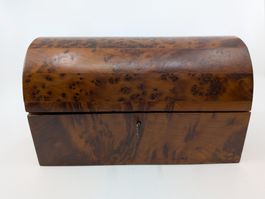 Holzschatulle