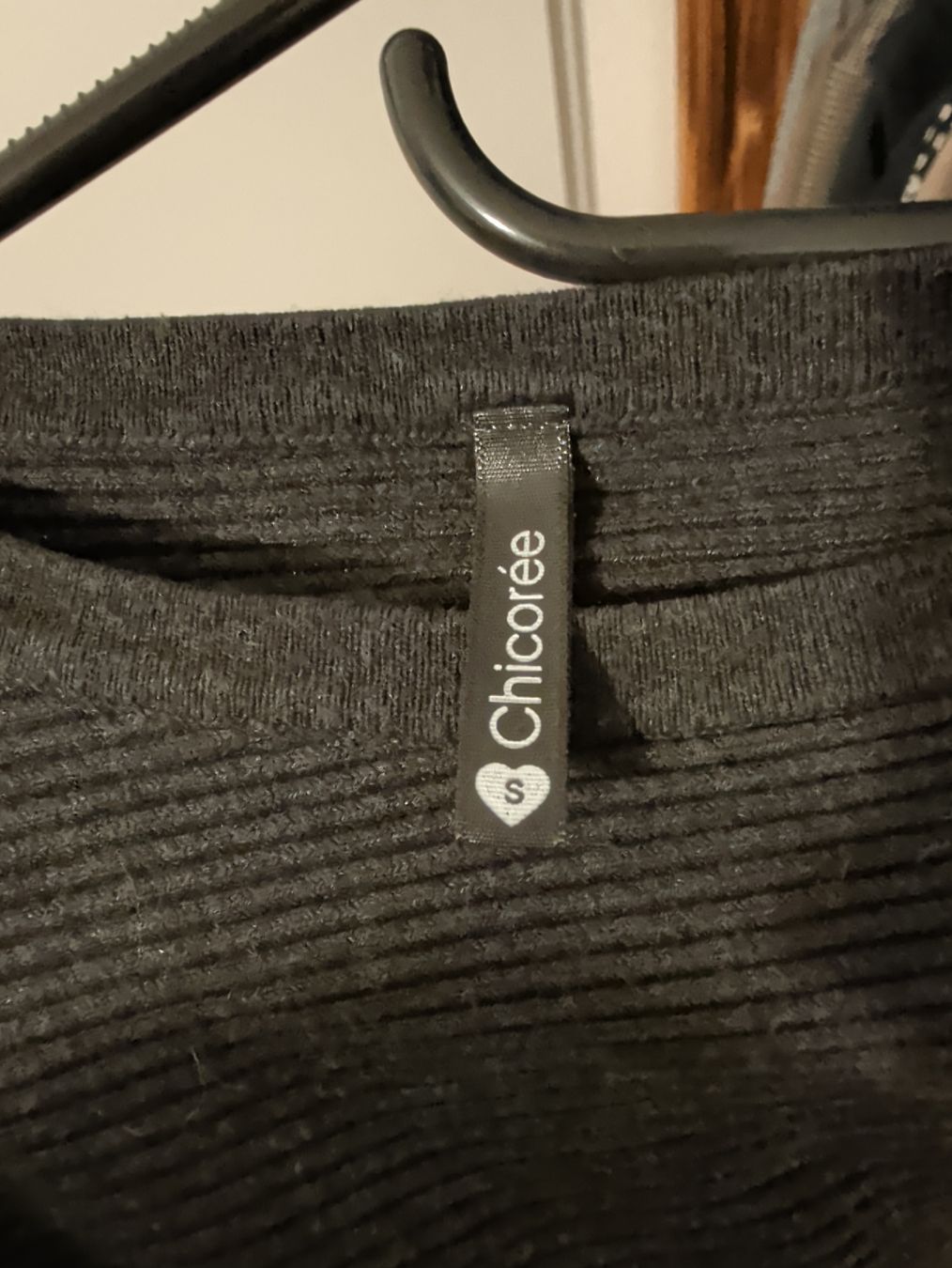 Maglioni & Felpe: Damen Pullover Chicoree schwarz gerippt Grösse S – Usato da Märstetten venduto da schoggi_chaefer92 2