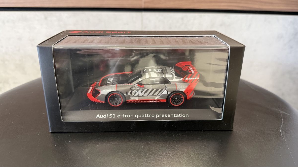 Spark Modellini d'auto: Audi S1 e-tron quattro Presentation Modellauto, Neuwertig – Nuovo e nell'imballaggio originale da Winterthur venduto da ric_6jyz