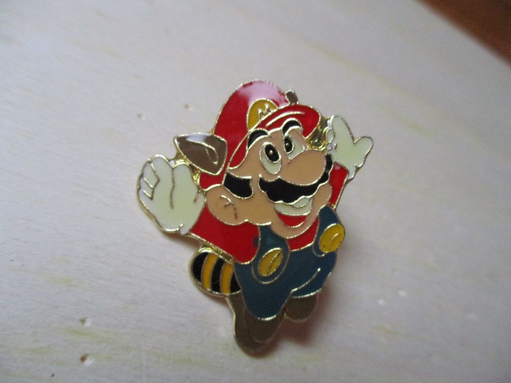 Nintendo Super Mario Pin | Kaufen auf Ricardo