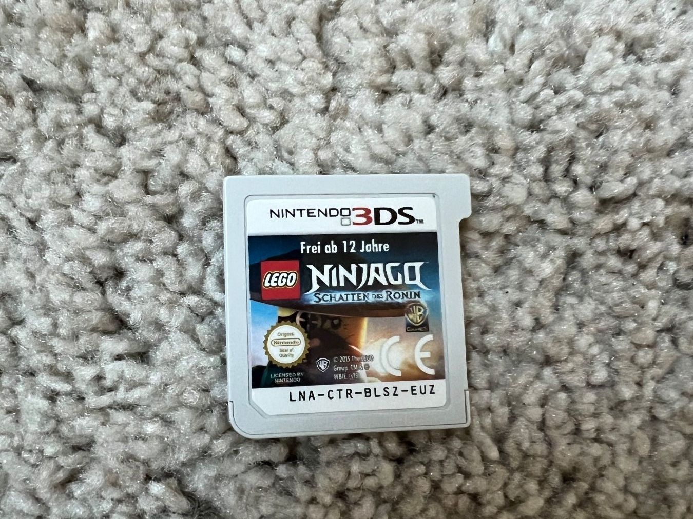 Nintendo Spiele: LEGO Ninjago Schatten des Ronin Nintendo 3DS – Gebraucht aus Winkel von RiMa95