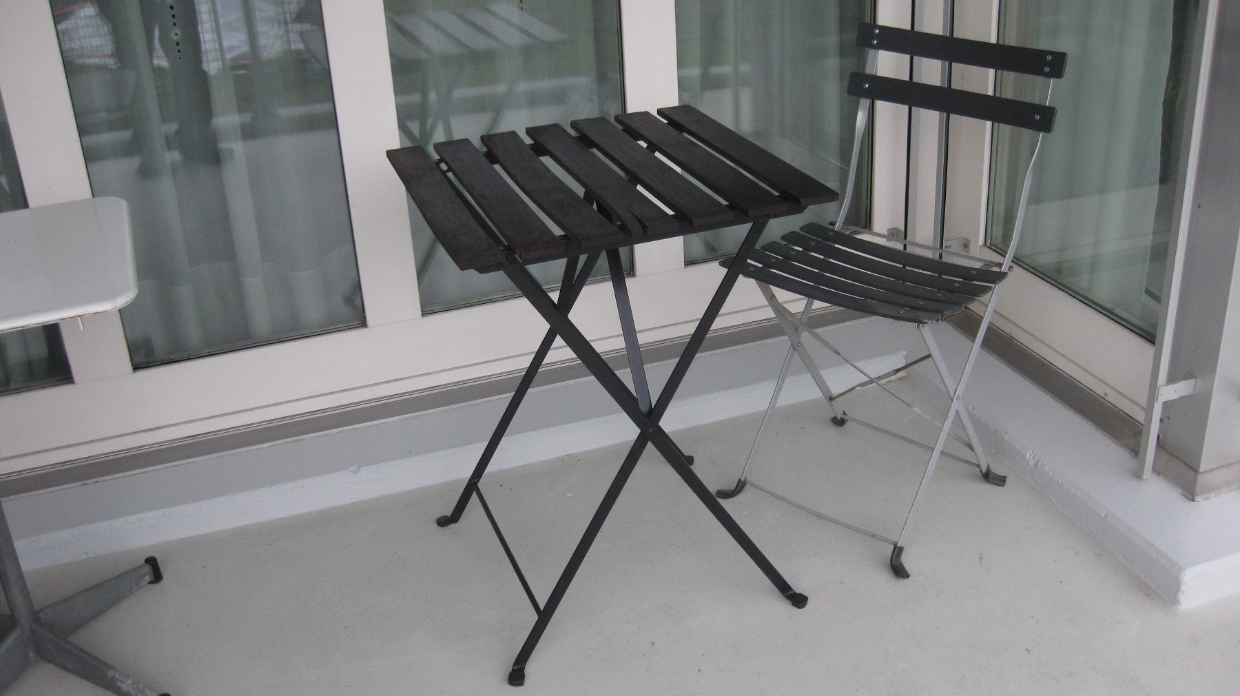 Tischset: Gartentisch mit Stuhl – Gebraucht aus Nussbaumen AG von Daddy5 6