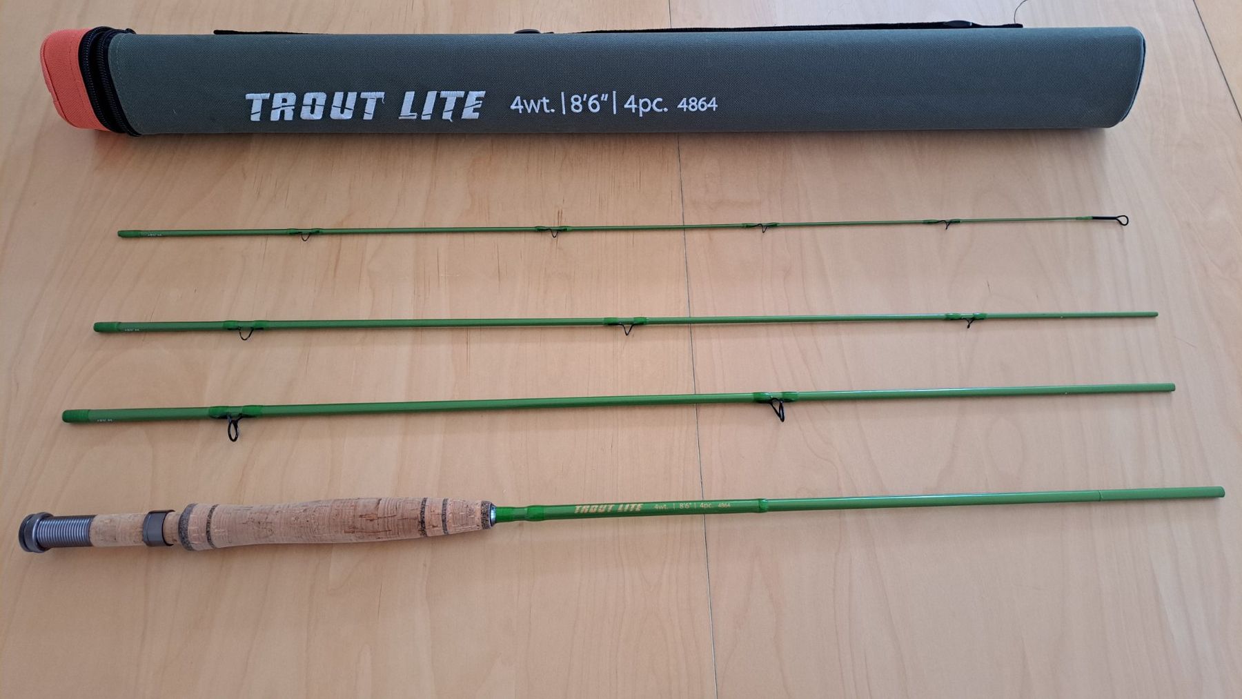 Canne da pesca: Fly fishing rod 8' 6", 4 weight – Usato da Lausanne 26 venduto da Bluegoose