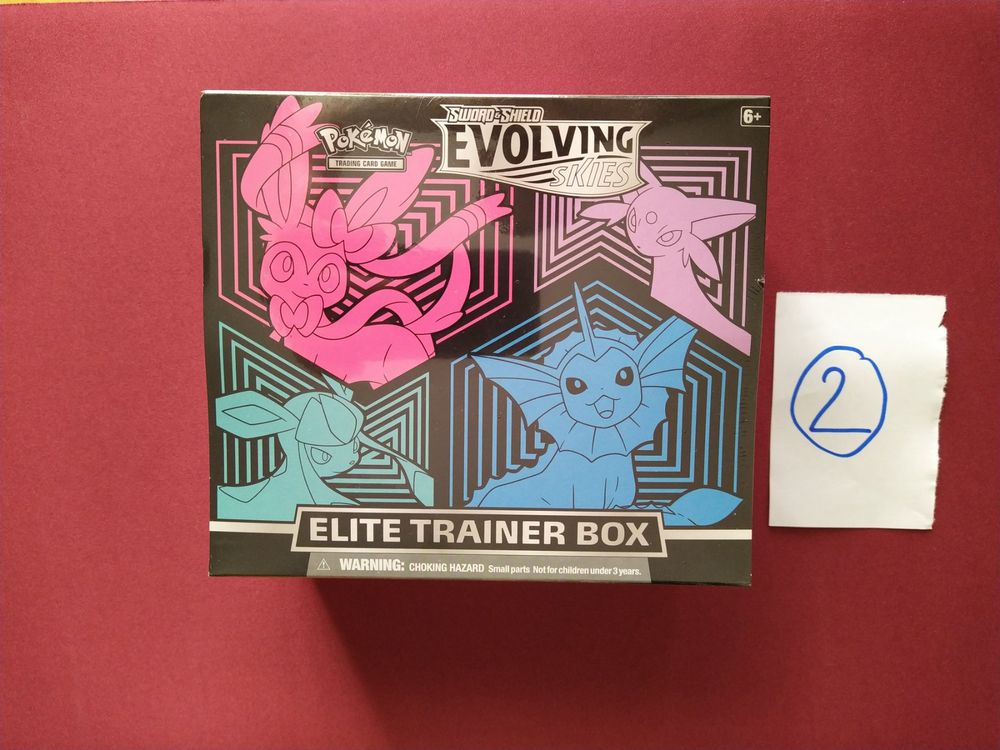Pokémon TCG Evolving Skies Elite Trainer Box - Naranja - Incluye 8