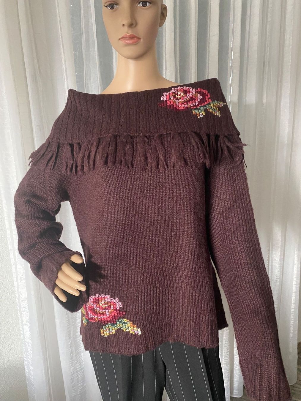 Maglioni & Felpe: Perfekter Auftritt - extravaganter Strickpulli, 44/46 – Nuovo (secondo la descrizione) da Winkel venduto da ferrari2022