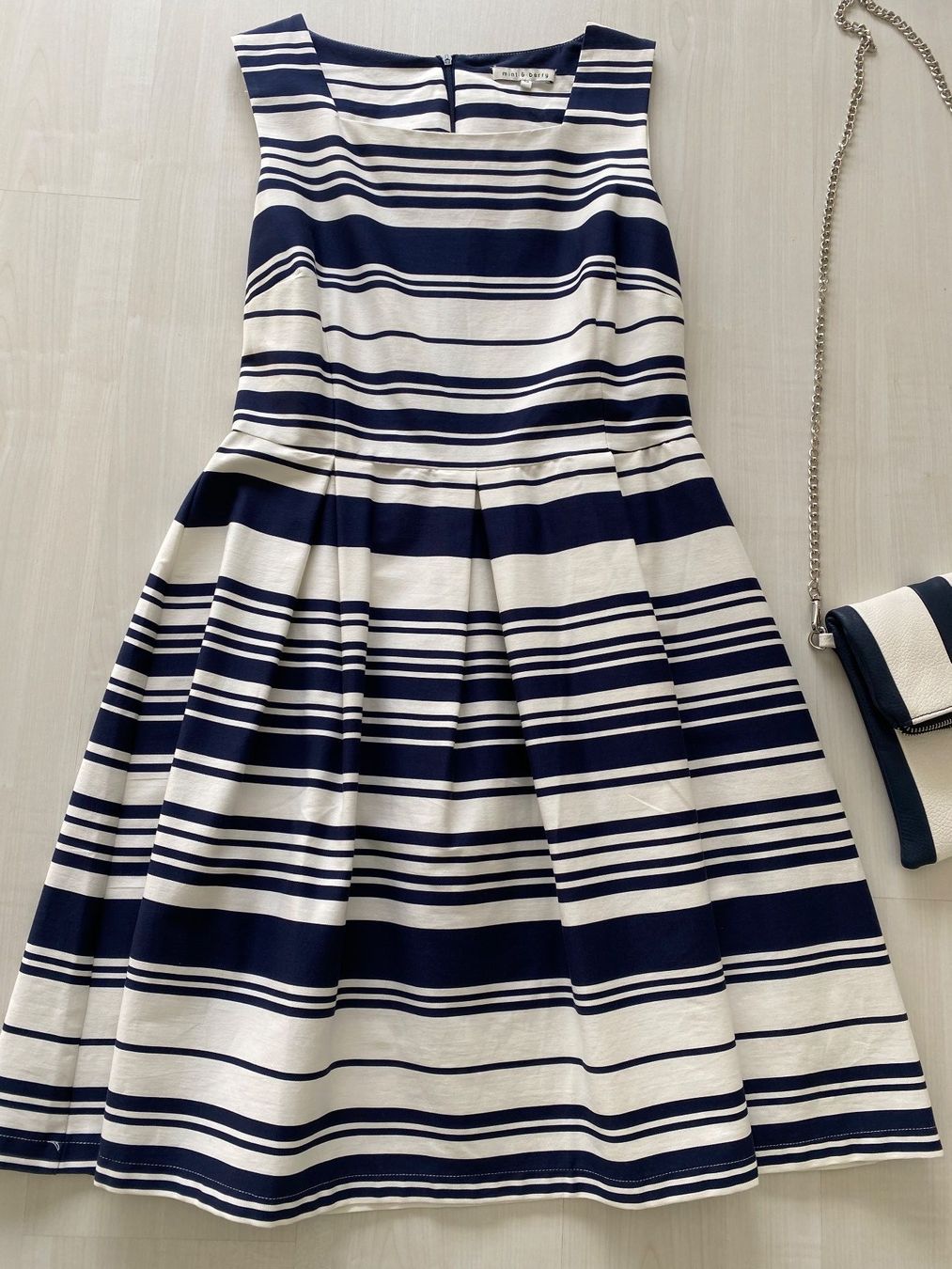 Vestiti: NEU!!! Kleid mit 2 Taschen Gr. 38 – Nuovo (secondo la descrizione) da Herzogenbuchsee venduto da ameise02 8
