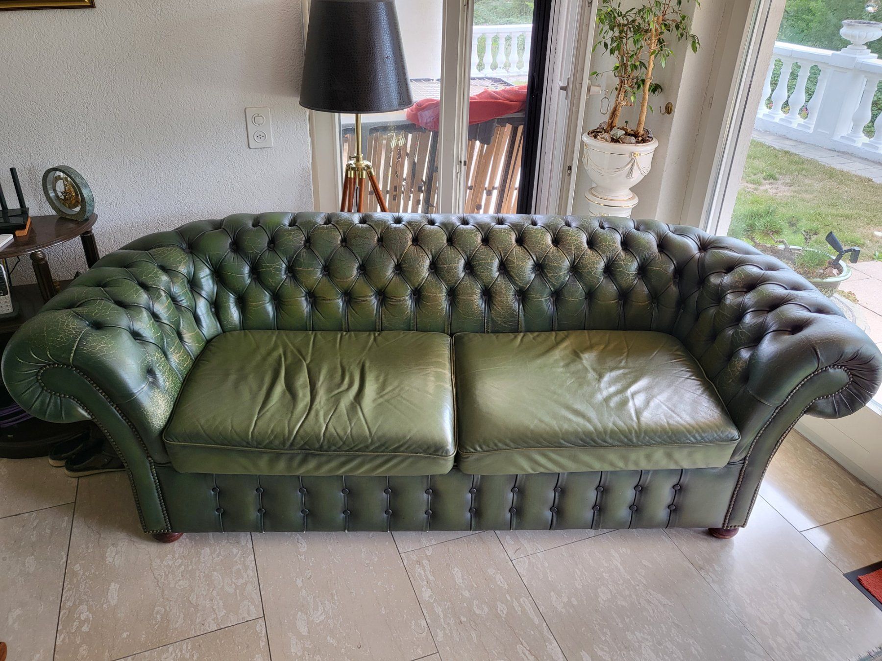 Divani: Chesterfield 3er Olivegrün – Usato da Oetwil a.d. Limmat venduto da tkb_8yk7
