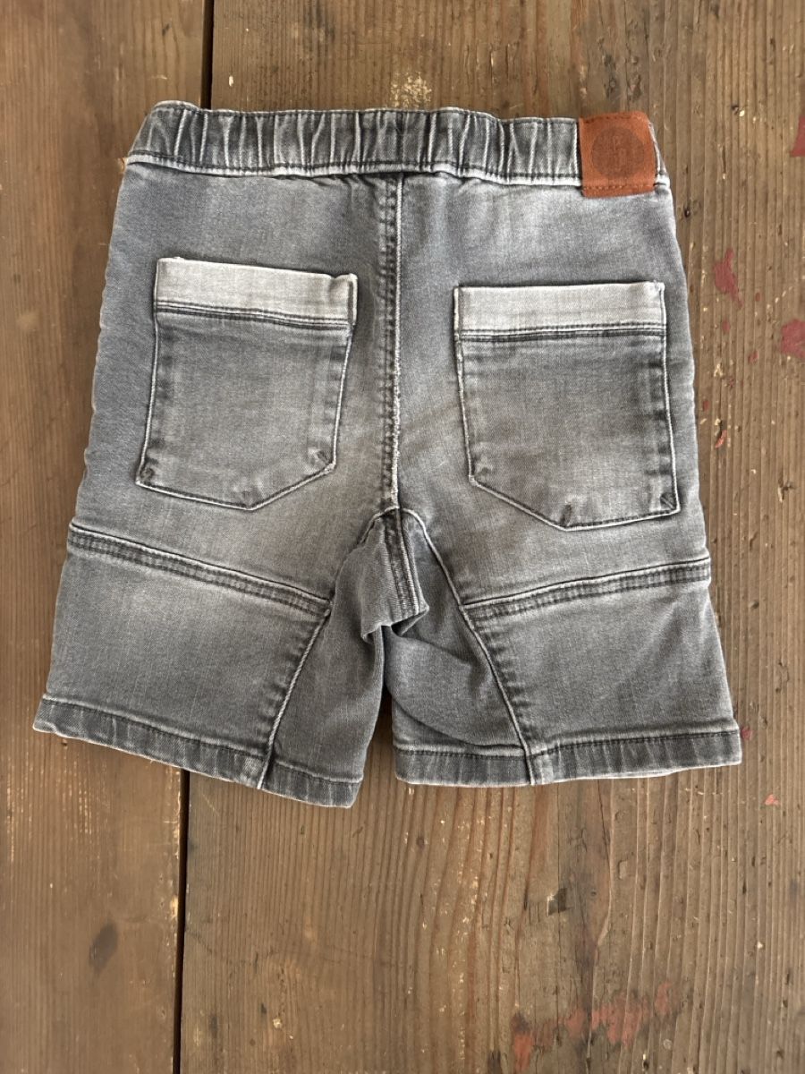 Pomp de Lux Pantaloni: Pomp de Lux Shorts Gr 98/104 – Usato da Mörschwil venduto da Mibasel 1