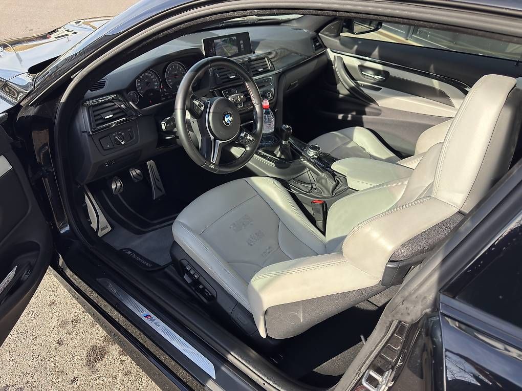 BMW Tutti pezzi di ricambio auto: Bmw m4 Coupe Handschalter – Usato da Basel venduto da mat_tt82 4