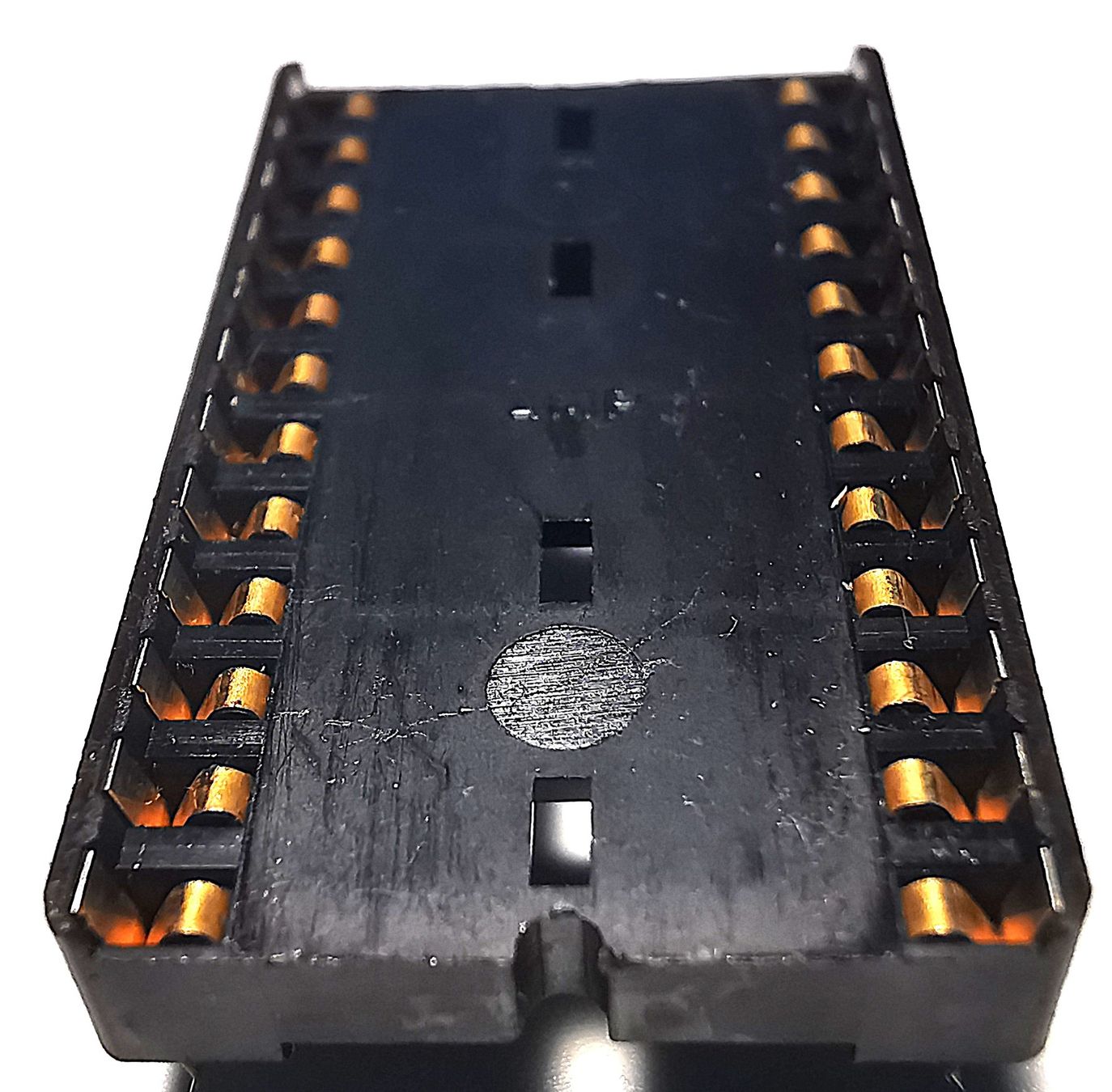 Componenti elettronici: 24 Pin IC AMP Sockel, 10 Stück – Nuovo (secondo la descrizione) da Bremgarten b. Bern venduto da Vittorio0 2