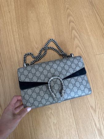 Gucci Dionysus GG Supreme Schultertasche
