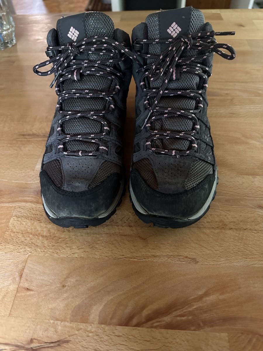 Damenschuhe: Wanderschuh Gr.38 – Gebraucht aus Oberrickenbach von Remus77