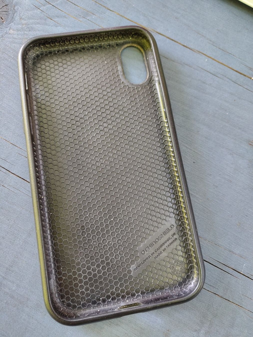 Cover & Protezioni schermo: Coque iPhone XR (SolidSuit RHINOSHIELD) – Usato da Bure venduto da Srh2 1