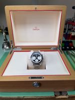 Omega Speedmaster Racing