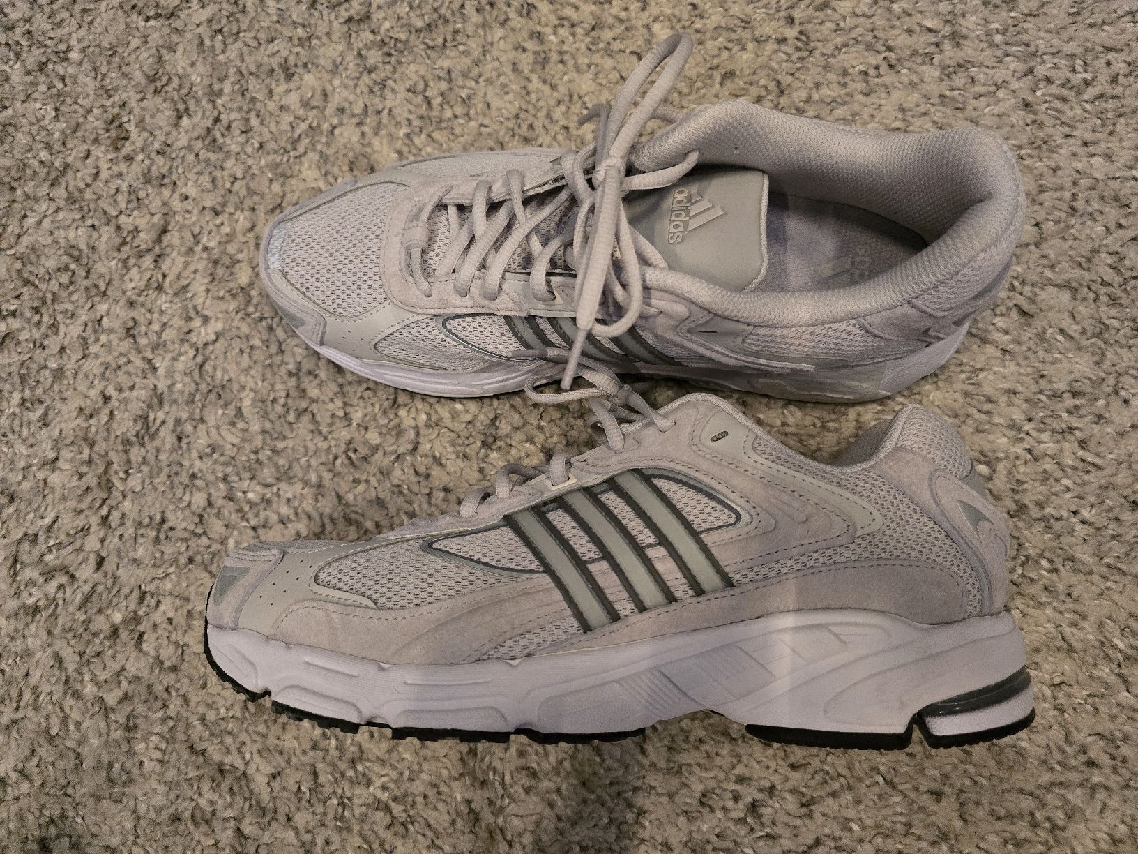 Adidas Scarpe da uomo: Adidas Performance Sneaker der Grösse 44 – Usato da Embrach venduto da Flyroebi 1