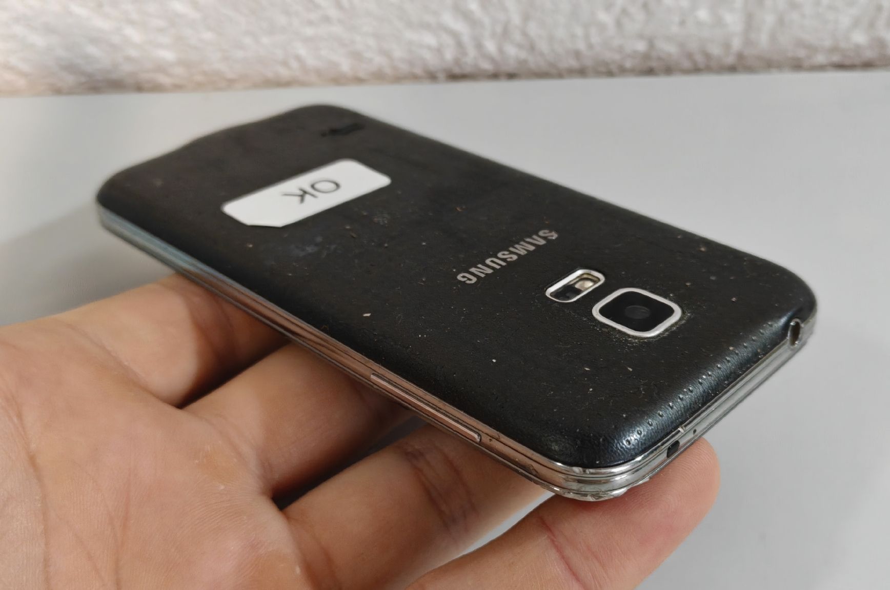 Samsung Portables: Samsung Galaxy S5 mini schwarz – D'occasion à Ehrendingen par Rocky985 4