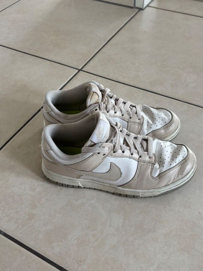 Nike Chaussures hommes: Nike Dunk Low Sneakers, Gr. 37.5 – D'occasion à Gunzwil par mel_gd8m