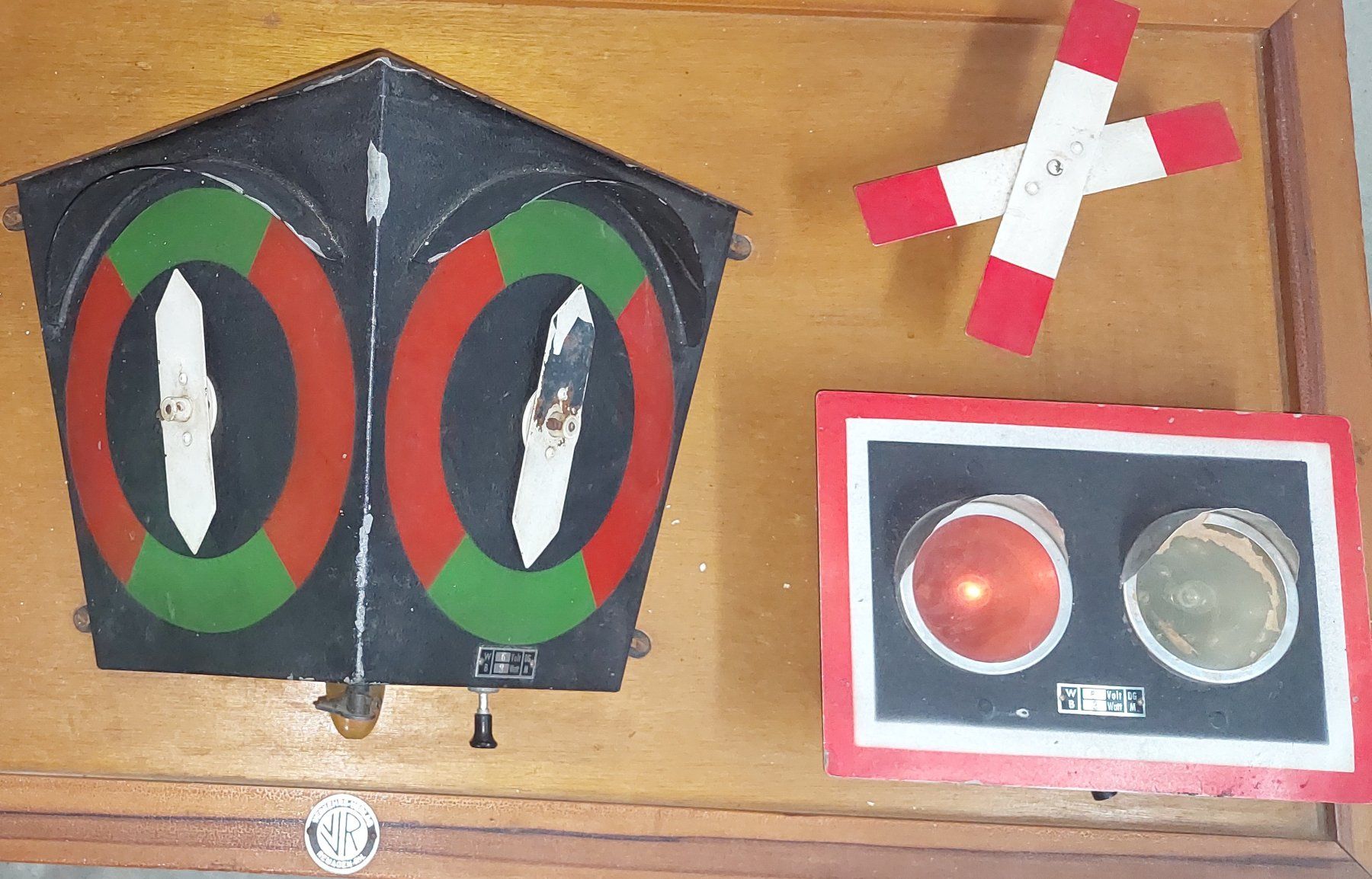 Lampade: Ampeln Verkehrskunde Objekt – Usato da Siblingen venduto da rantiques 5