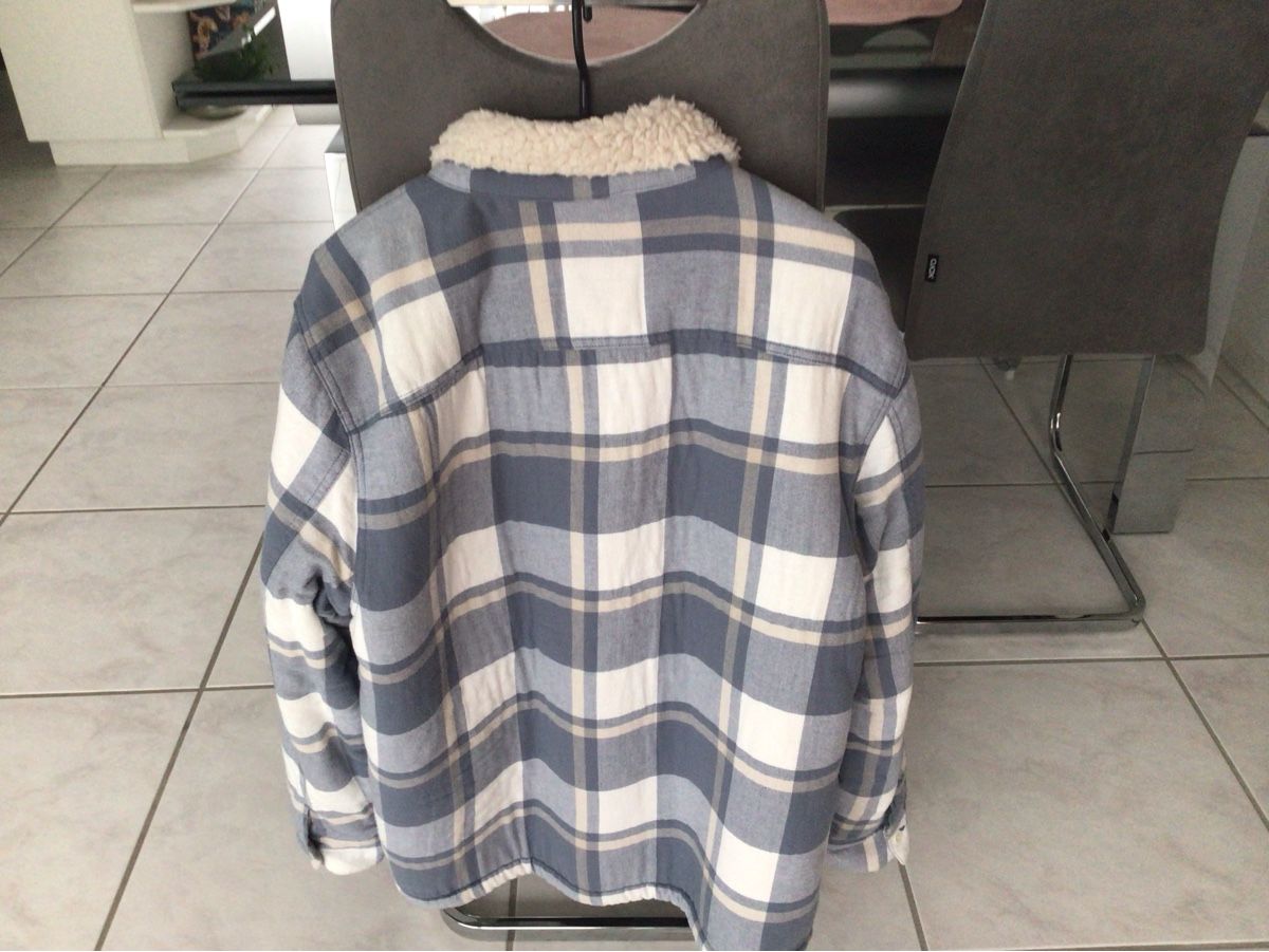 Jacken: HollisterJacke Grösse M. – Neu (gemäss Beschreibung) aus Oetwil am See von ifnam 2