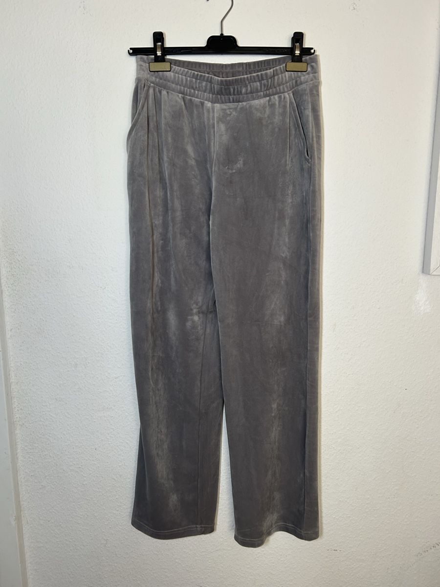 C&A Pantaloni: C&A Velourshose - Grau - Grösse 34 – Usato da Bern venduto da sor_5lyt