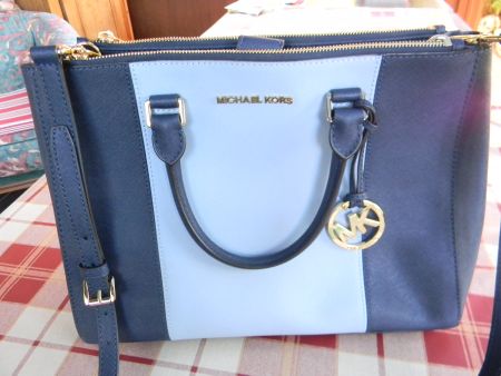 sac (neuf) Michael Kors bleu