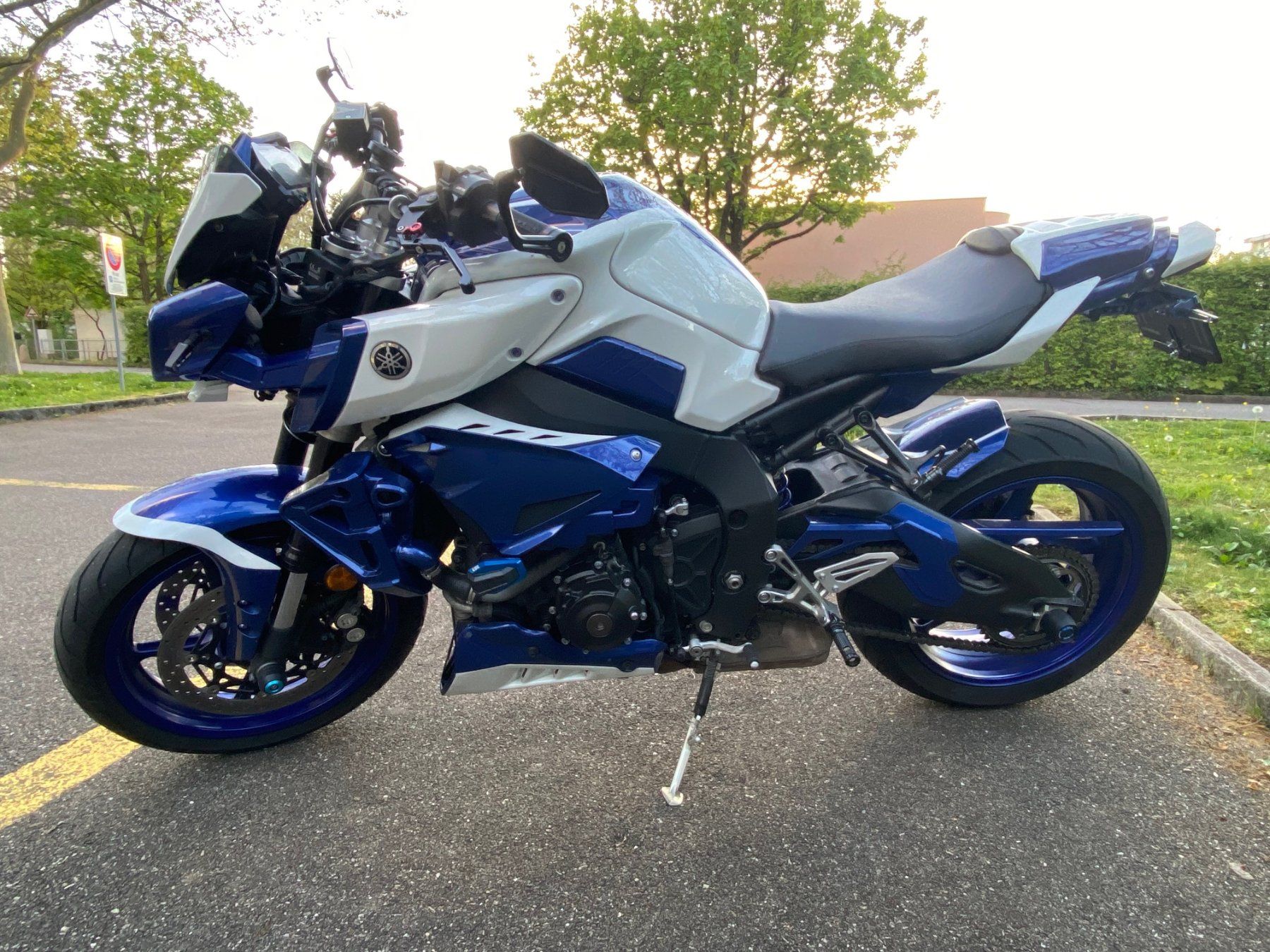 Yamaha Strasse: YAMAHA MT 10 mit Sonderlackierung – Gebraucht aus Reinach BL von DCastro4 4