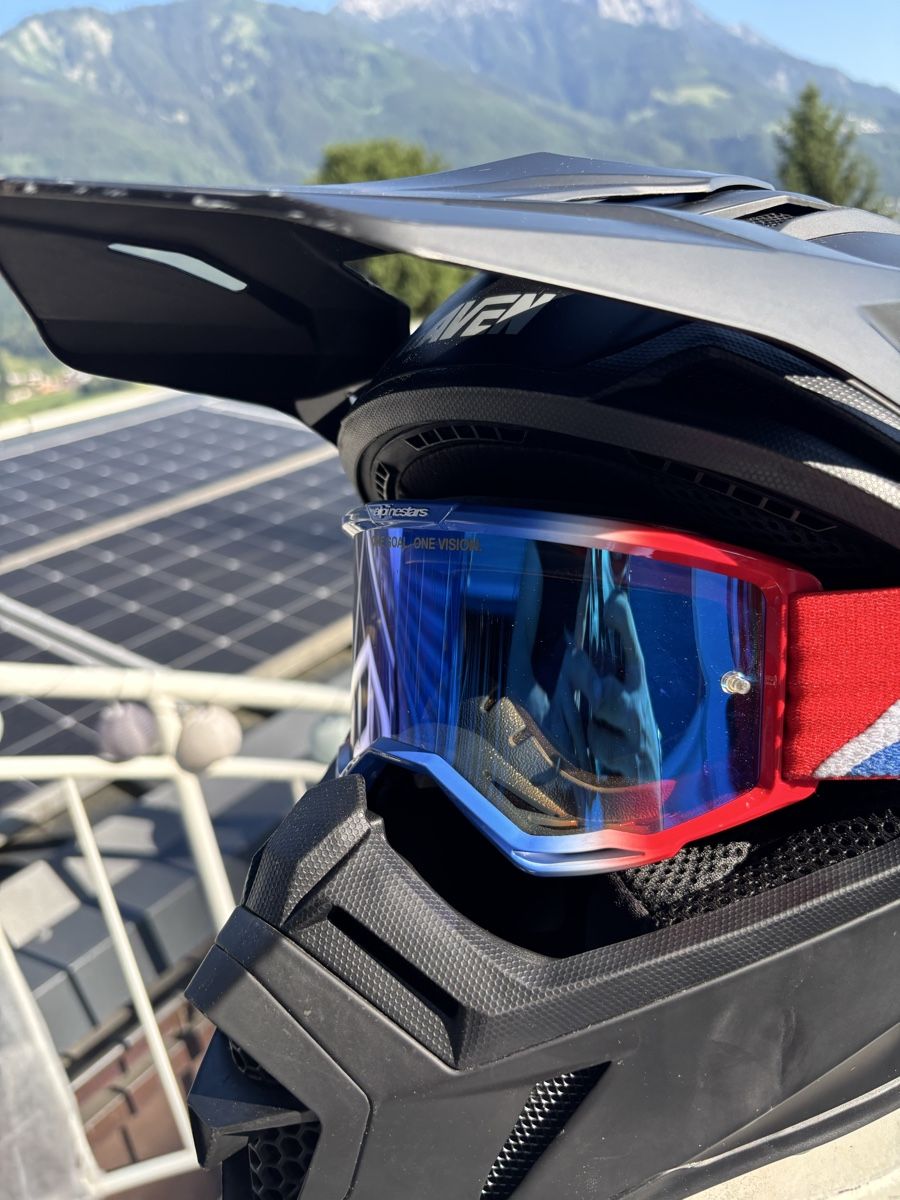 Casques & visières: Motocrosshelm mit Brille – D'occasion à Mauren par mar_zwh8 5