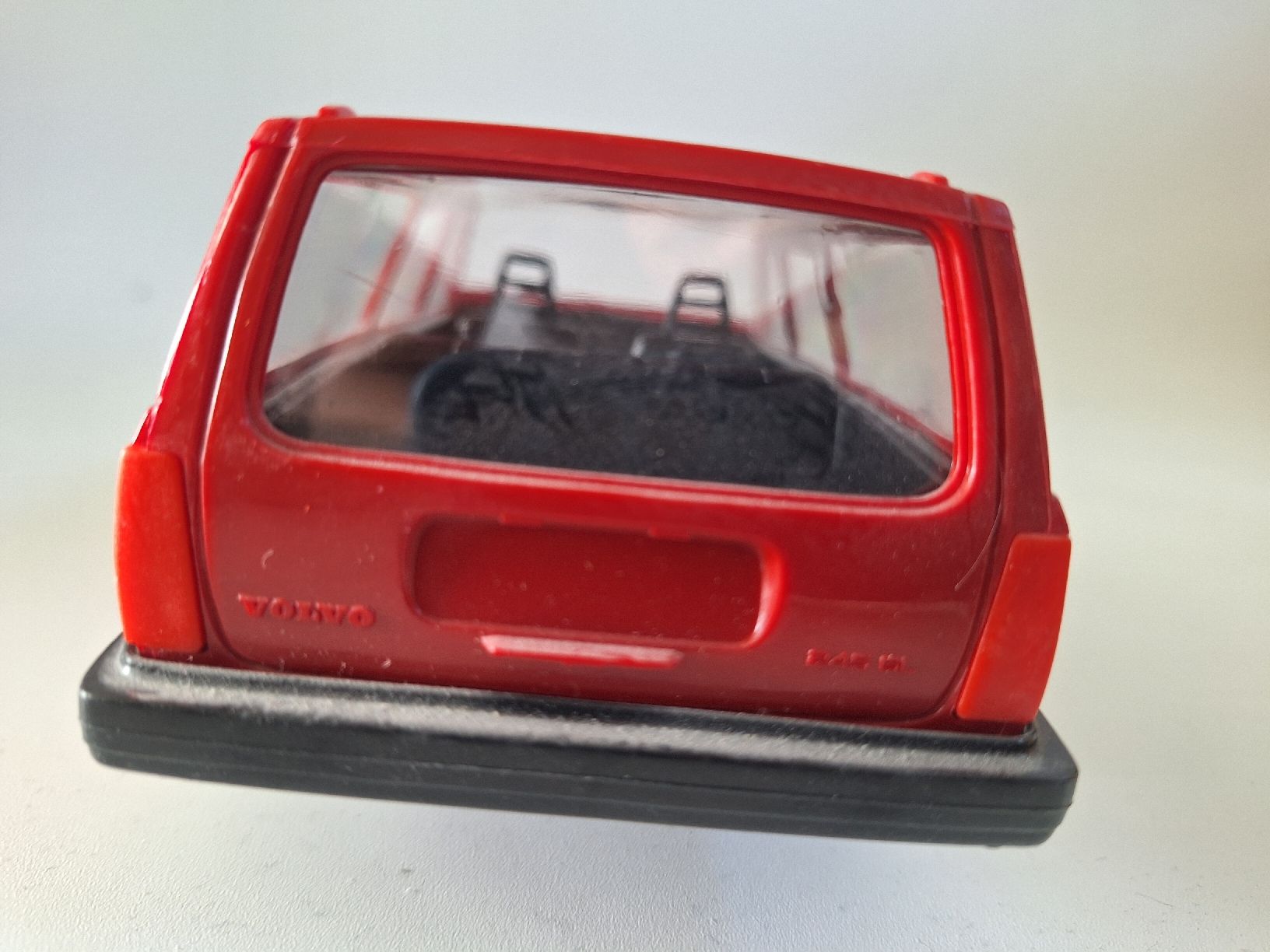 Volvo Modellini d'auto: Volvo 245 GL Modellauto – Usato da Künten venduto da Dfog 4