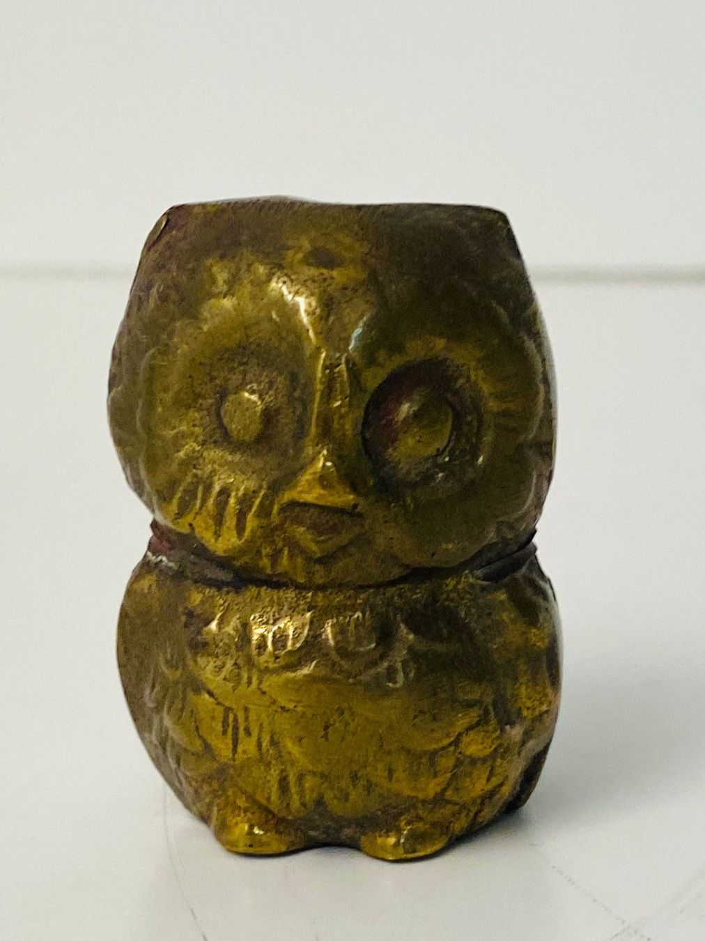 Statuette: Briefbeschwerer Talisman Eule Messing Mid Century 60s – Usato da Zürich venduto da Arche_Brockenhaus 9