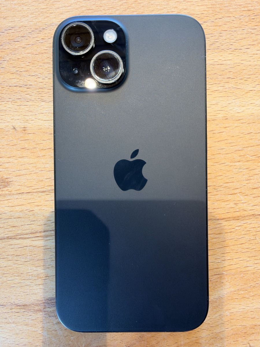Apple Telefoni cellulari / Smartphones: Apple iPhone 15, Schwarz – Usato da Näfels venduto da Ahorn85 1