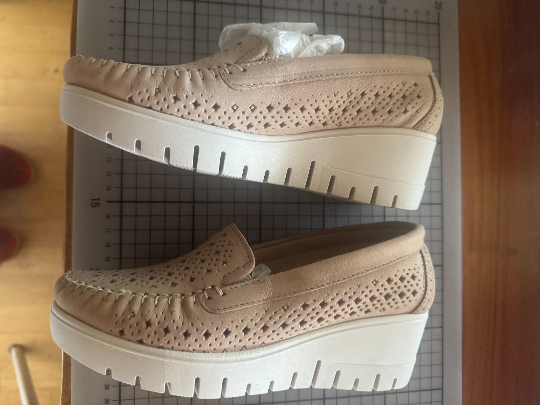 Damenschuhe: Schuh OVP – Neu und originalverpackt aus Gockhausen von Aston 1