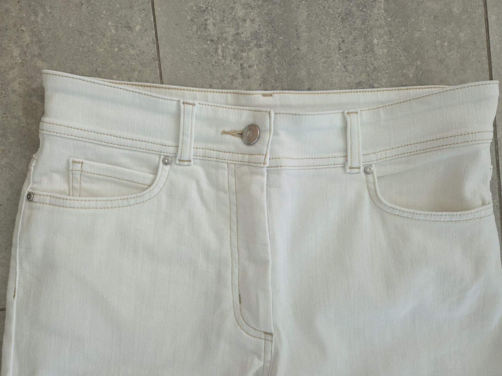 Jeans: schöne Jeans, Olsen – Nuovo (secondo la descrizione) da Wiesendangen venduto da Sinhuk 3
