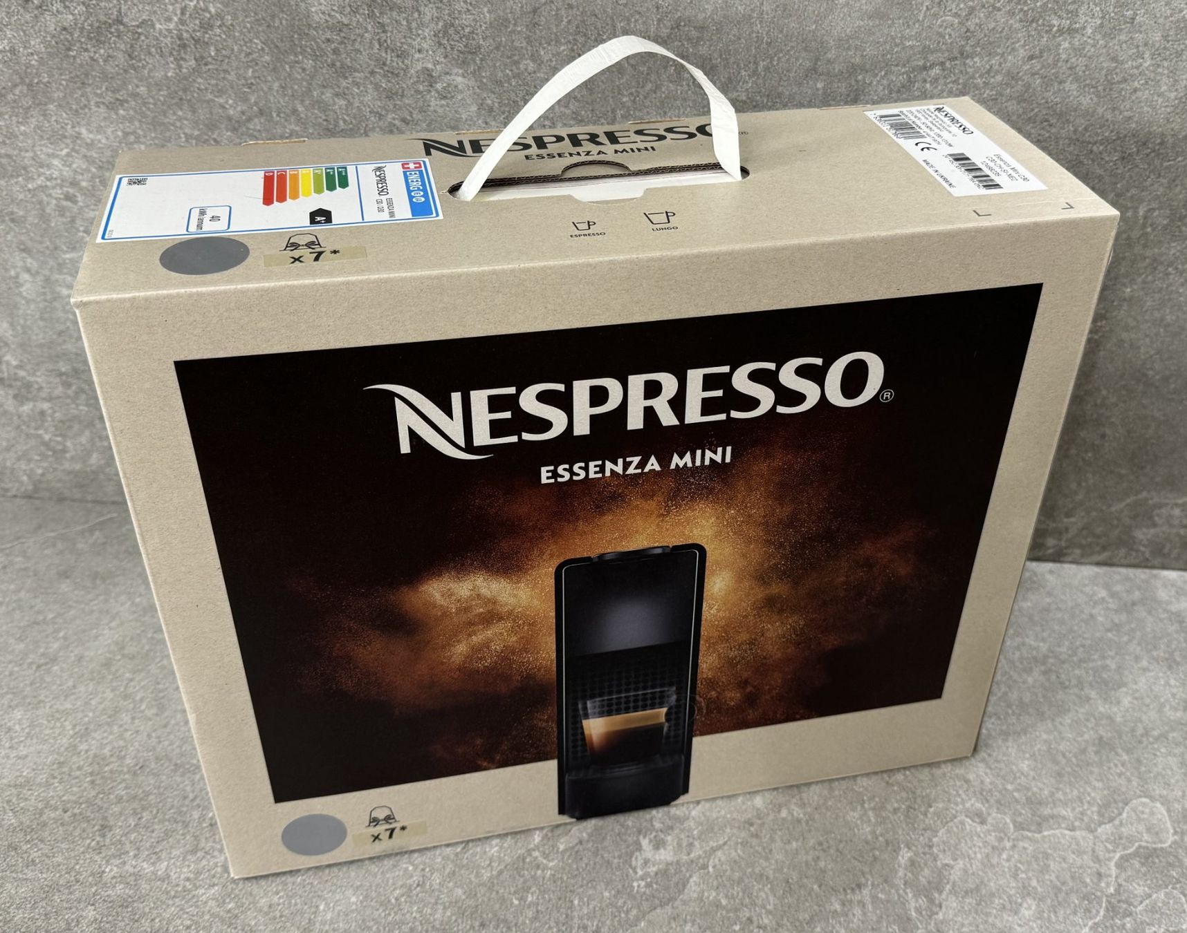 Nespresso Machines à café & Machines à expresso: NESPRESSO: Essenza Mini Silber ... – Neuf avec emballage d'origine à Chur par Jacki09