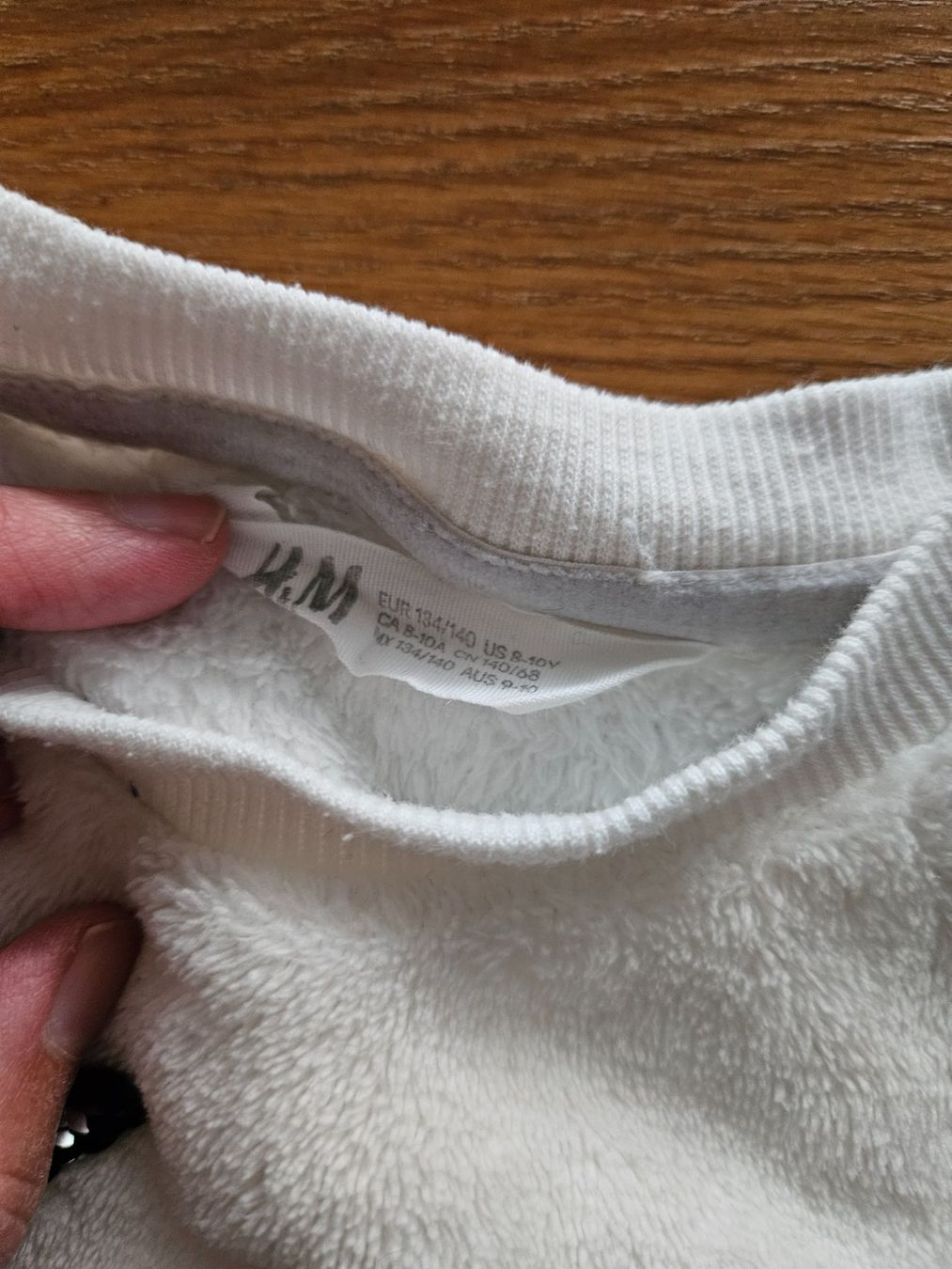 H&M Maglioni & Felpe: H&M Kuschelpullover Gr. 134-140 – Usato da Engelburg venduto da ynnoc19 1