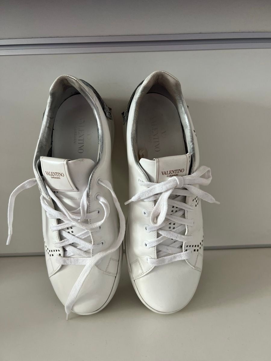 Valentino Scarpe da donna: Valentino Leder Sneakers Gr.40 – Usato da Zürich venduto da JOD213 1