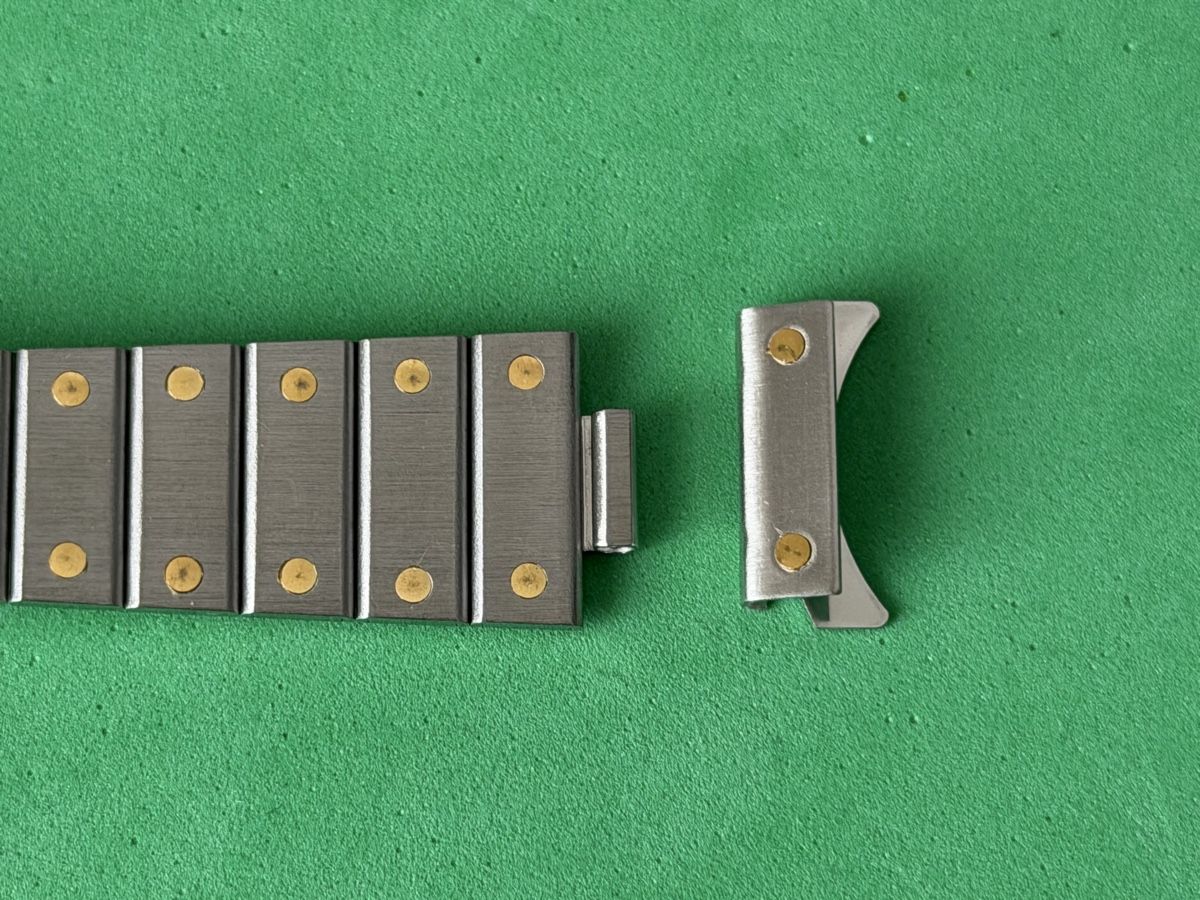 Armbänder & -reifen: Bracelet de montre vintage – Neu (gemäss Beschreibung) aus Bassecourt von 59.00chf 2