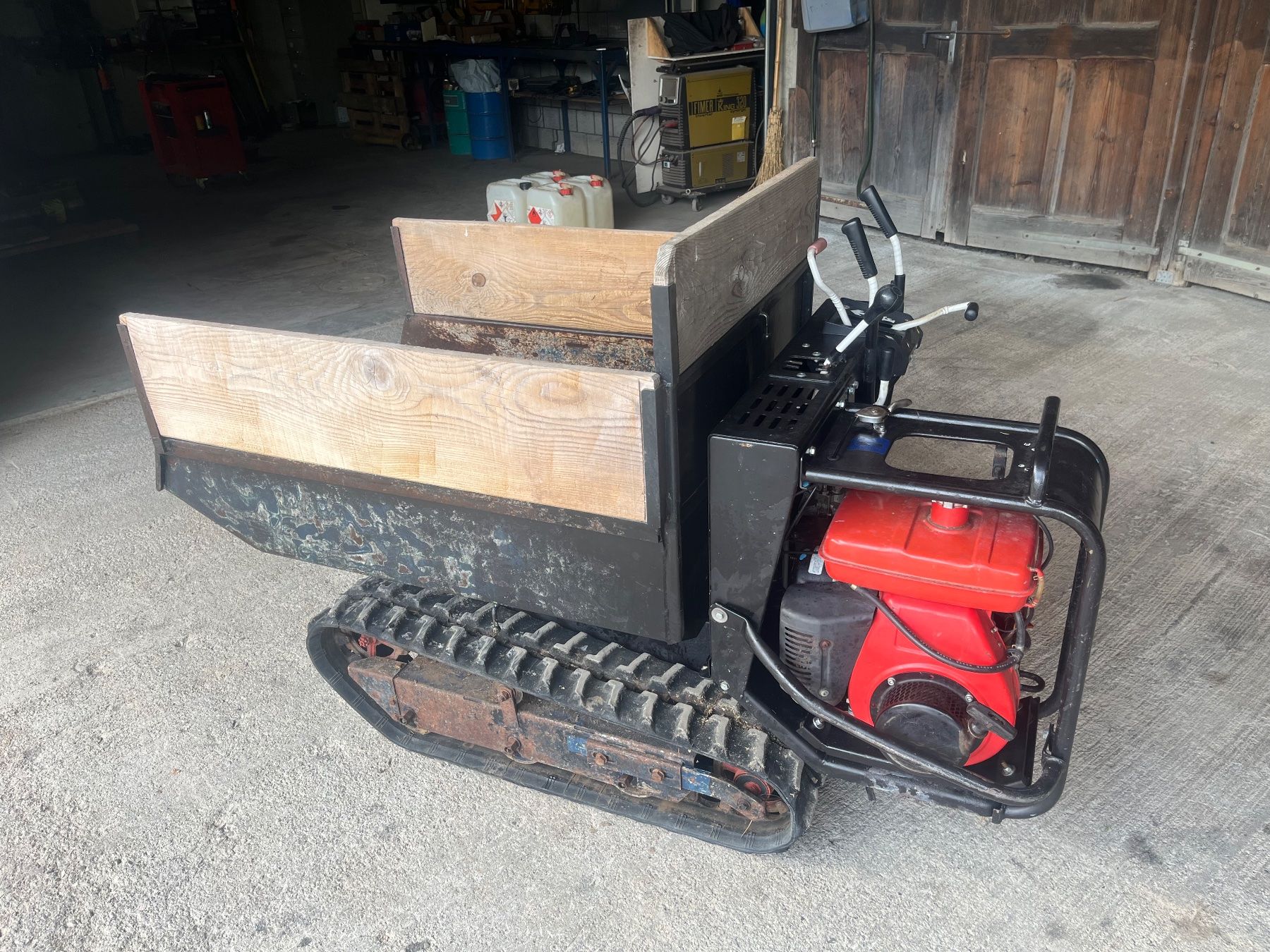 Hutter Tutte le macchine: Raupentransporter Hutter Huki – Usato da Grund b. Gstaad venduto da stafluegrund